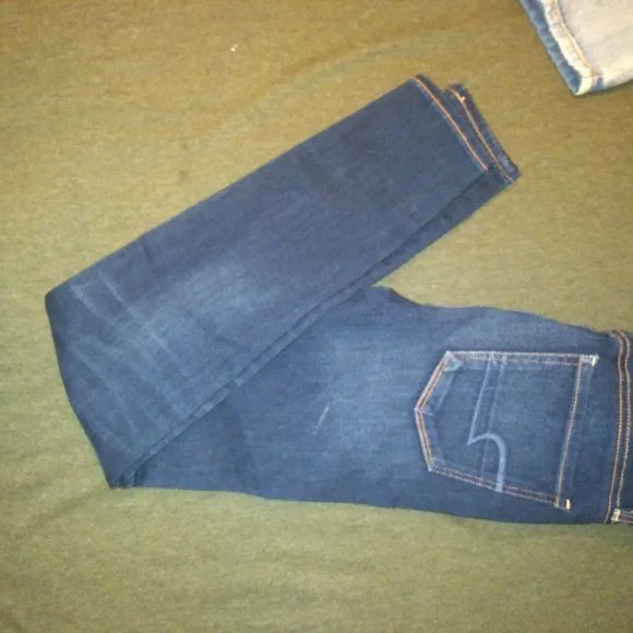 American eagle - Picture 2 of 4